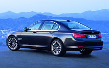   BMW 730d - 2008