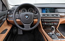   BMW 730d - 2008