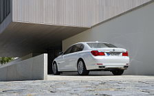   BMW 760Li - 2009