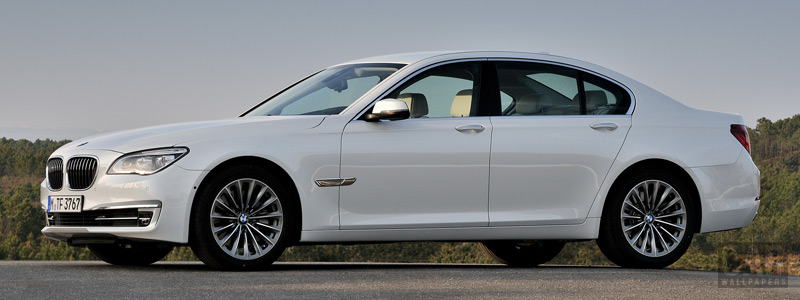   BMW 750d xDrive - 2012 - Car wallpapers