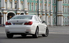   BMW 750i - 2012