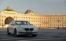   BMW 750i - 2012