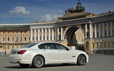   BMW 750i - 2012