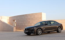   BMW 750Li - 2012