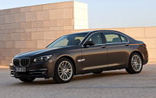   BMW 750Li - 2012