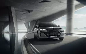   BMW M760e xDrive - 2022