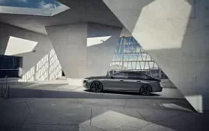   BMW M760e xDrive - 2022