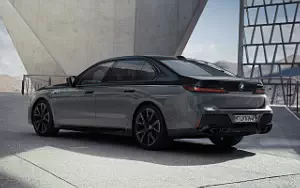   BMW M760e xDrive - 2022