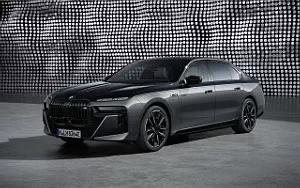   BMW M760e xDrive - 2022