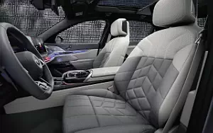   BMW M760e xDrive - 2022