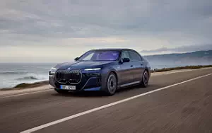   BMW i7 M70 xDrive (Frozen Tanzanite Blue) - 2023