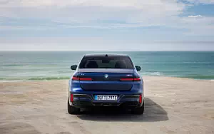   BMW i7 M70 xDrive (Frozen Tanzanite Blue) - 2023