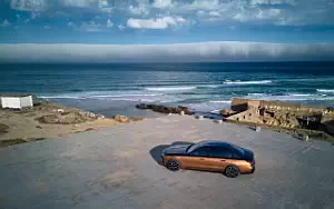   BMW i7 M70 xDrive (Two Tone Liquid Copper Sapphire Black) - 2023