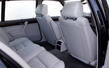   BMW 750iL E32