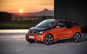   BMW i3 - 2013