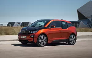   BMW i3 - 2013