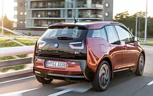   BMW i3 - 2013