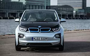   BMW i3 - 2013