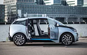   BMW i3 - 2013