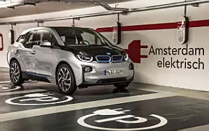   BMW i3 - 2013
