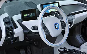   BMW i3 - 2013
