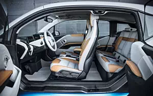   BMW i3 - 2013
