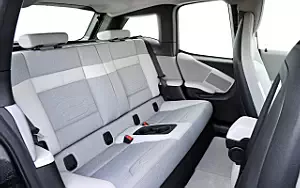   BMW i3 - 2013