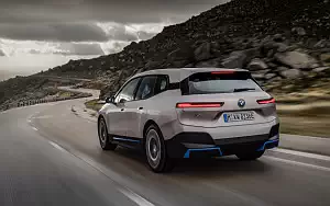   BMW iX - 2021
