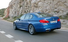   BMW M5 Sedan F10 - 2011