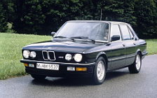   BMW M5 E28