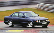   BMW M5 E34