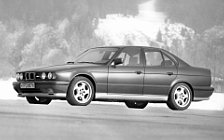   BMW M5 E34