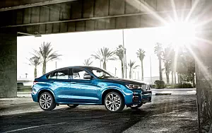   BMW X4 M40i - 2009
