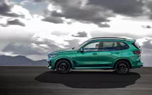   BMW X5 M Competition (Isle of Man Green Metallic) - 2023