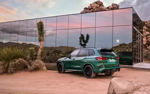   BMW X5 M Competition (Isle of Man Green Metallic) - 2023