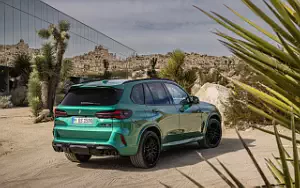   BMW X5 M Competition (Isle of Man Green Metallic) - 2023