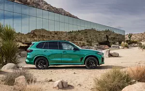   BMW X5 M Competition (Isle of Man Green Metallic) - 2023