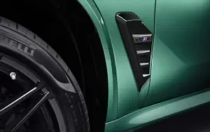   BMW X5 M Competition (Isle of Man Green Metallic) - 2023