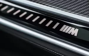   BMW X5 M Competition (Isle of Man Green Metallic) - 2023