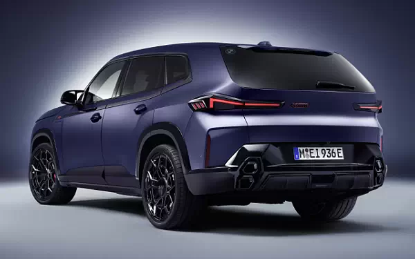 ���� ���������� BMW XM Label - 2025