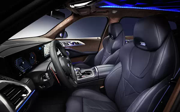 ���� ���������� BMW XM Label - 2025