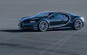   Bugatti Chiron - 2016