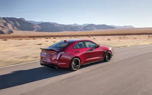   Cadillac CT4-V Blackwing - 2021