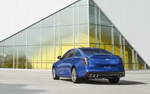   Cadillac CT4-V - 2021