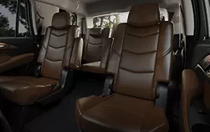   Cadillac Escalade - 2014