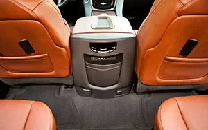   Cadillac Escalade - 2014