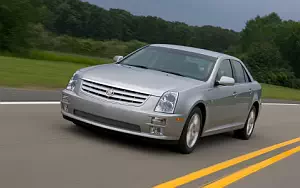   Cadillac STS - 2005
