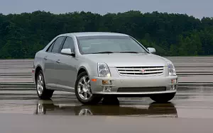   Cadillac STS - 2005