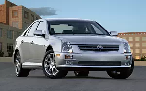   Cadillac STS - 2005