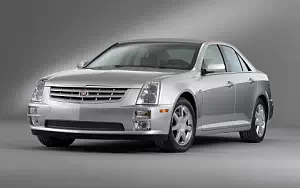   Cadillac STS - 2005